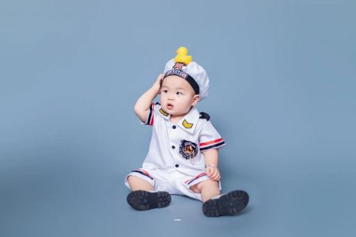 北京代生子机构包男孩宝宝老摇头怎么回事 北京代生子机构包男孩宝宝老摇头怎么回事